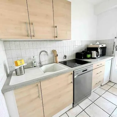 Apartment Le Saint Charles, 2 Prs, 300m Plages *